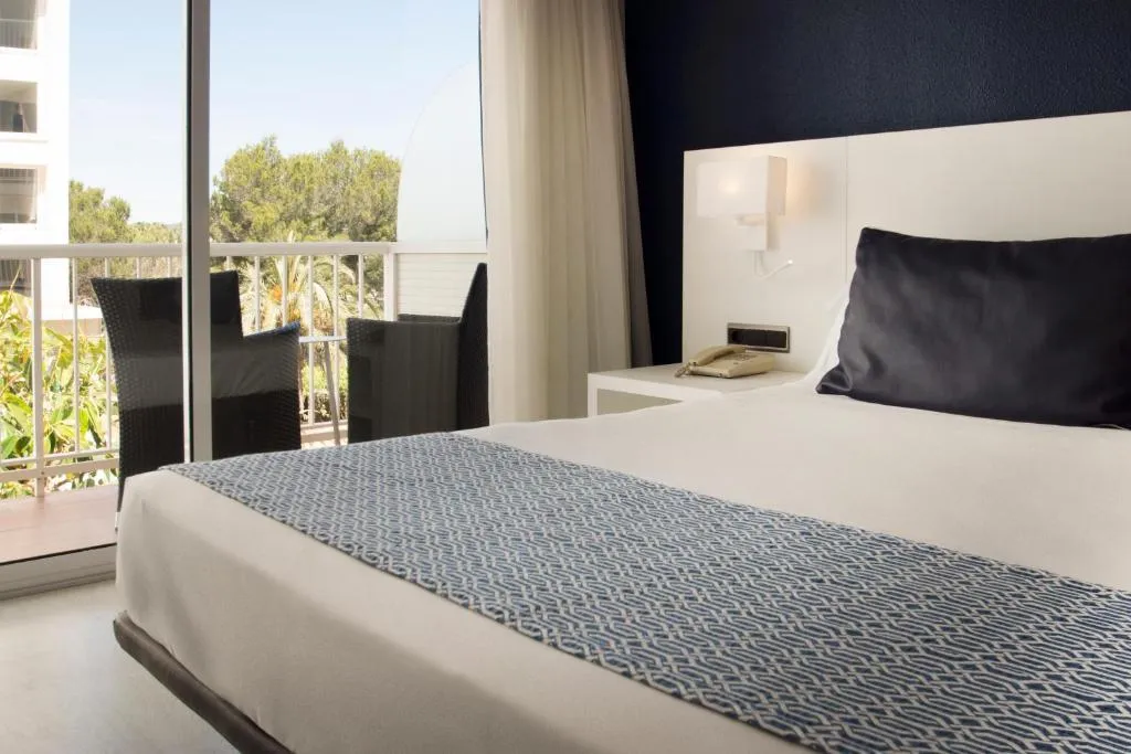 Double or Twin SUPERIOR MOUNTAIN VIEW Room, Catalonia Del Mar, Majorca