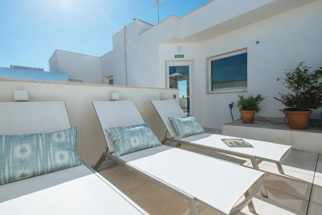 Terrace, Sercotel Sevilla Guadalquivir Suites, Seville