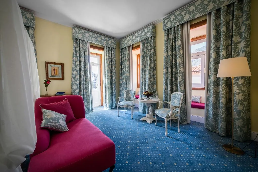 SUITE DELUXE RIVER VIEW Room, The Vintage House - Douro, Porto