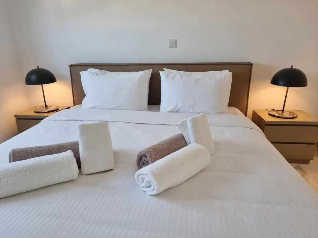APARTMENT WITH PRIVATE POOL Room, Downtown Park, Cyprus