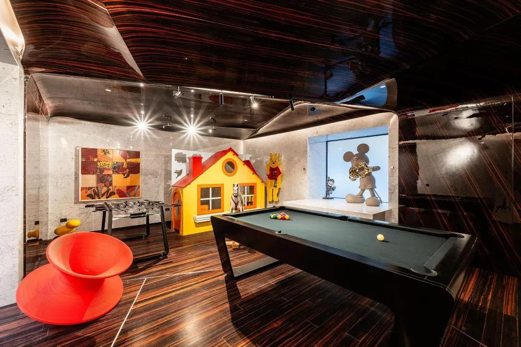 Sports and Entertainment, Romeo Hotel Roma, Rome