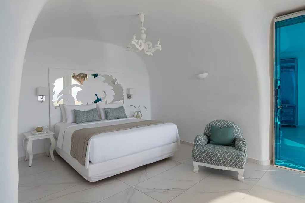 SUITE EXECUTIVE SEA VIEW Room, Canaves Oia Suites, Santorini