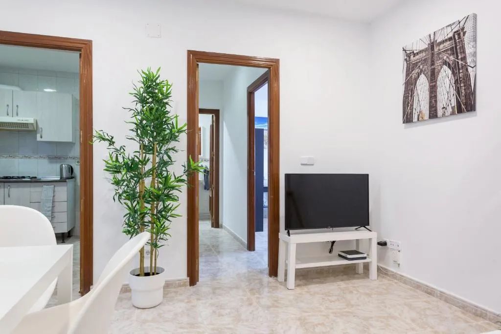 APARTMENT DELUXE WITH BALCONY Room, Boutique Apartments in the Heart of Madrid, Madrid
