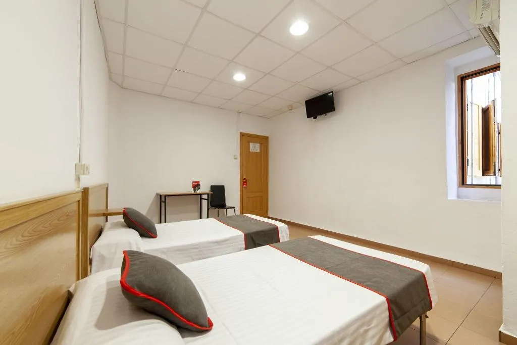 Room, OYO Pensión el Rincón, Valencia