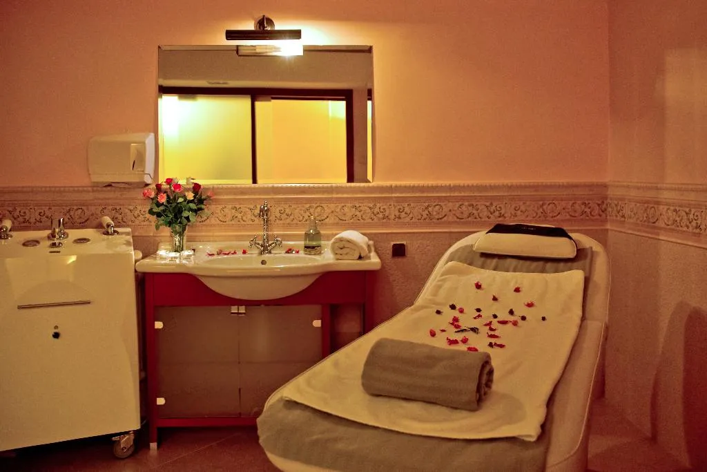 Sports and Entertainment, Hotel Opera, Gdansk