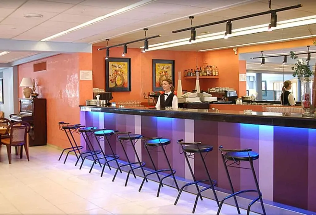 Restaurant, La Terrassa, Costa Brava