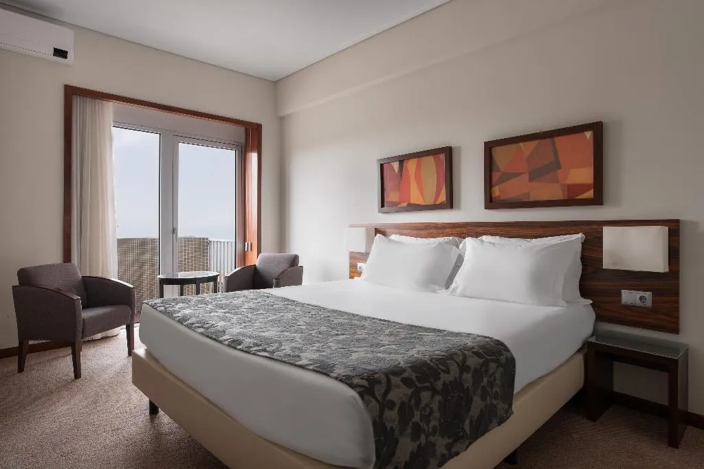 Double or Twin DELUXE SEA FRONT Room, Dorma Praia Golfe, Porto