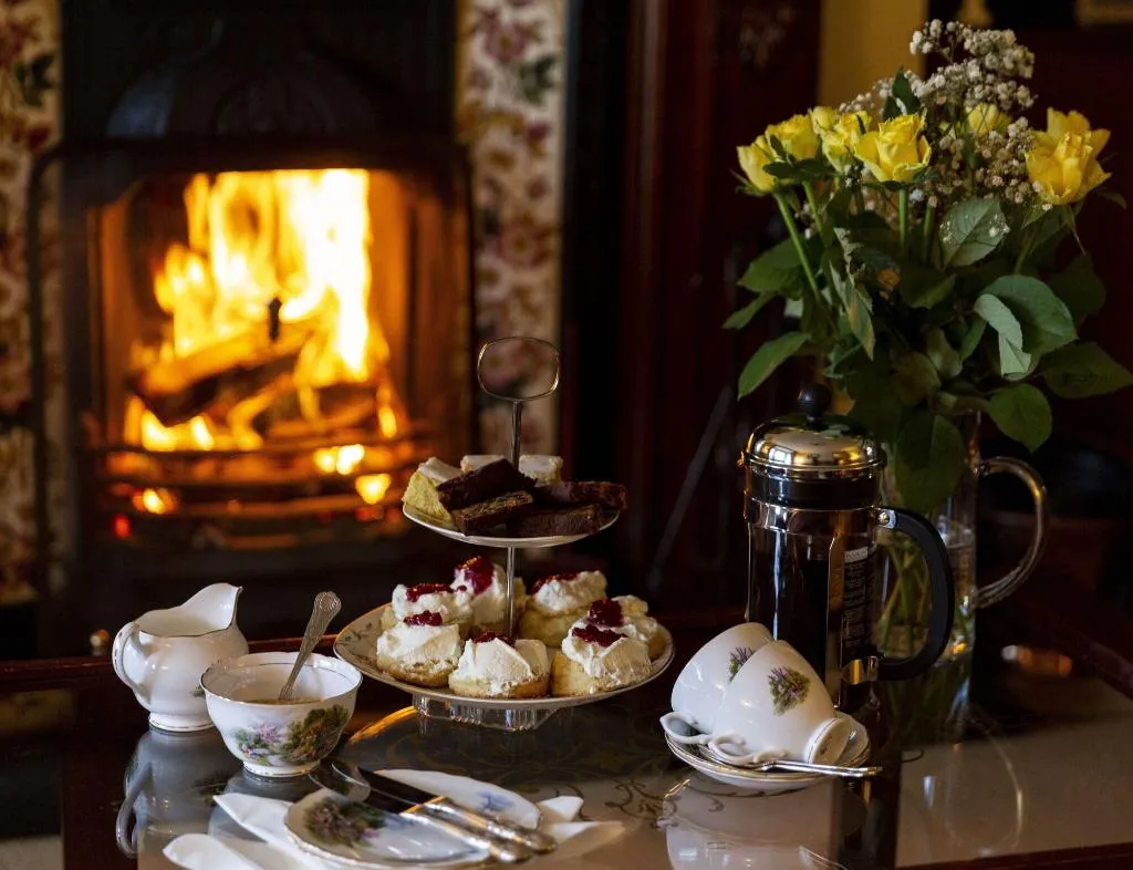 Bar, Lake House B&B, Cork
