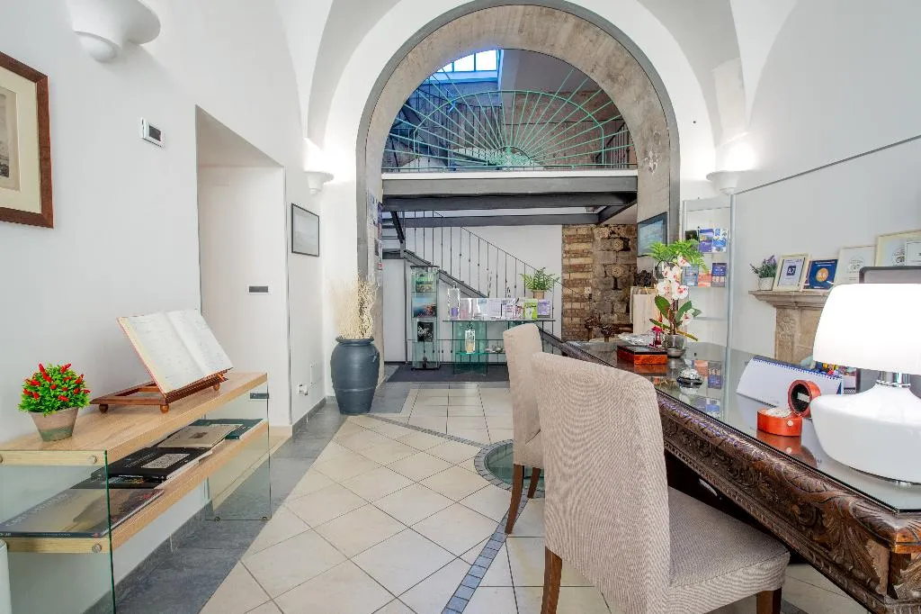 Lobby, Rivoli Sorrento, Naples