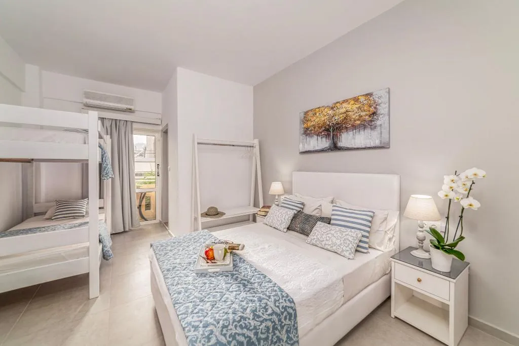Room, Roxani, Crete