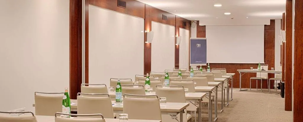 Conferences, NH Firenze, Florence