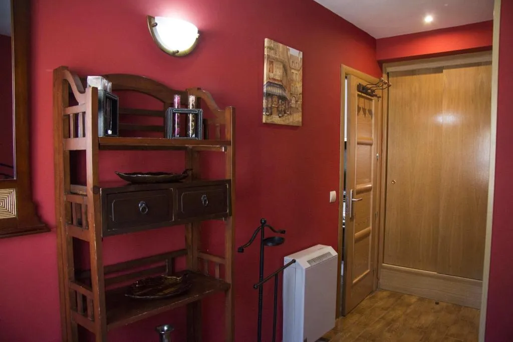 Room, Apartahotel Collarubio, Madrid