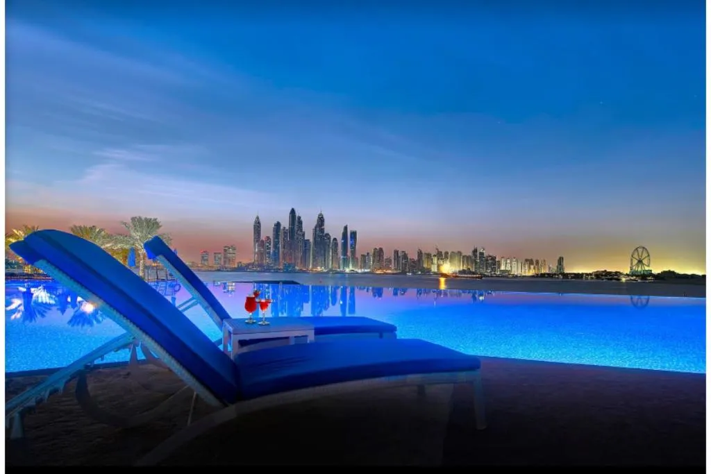 Pool, Dukes The Palm Dubai Hotel, Dubai