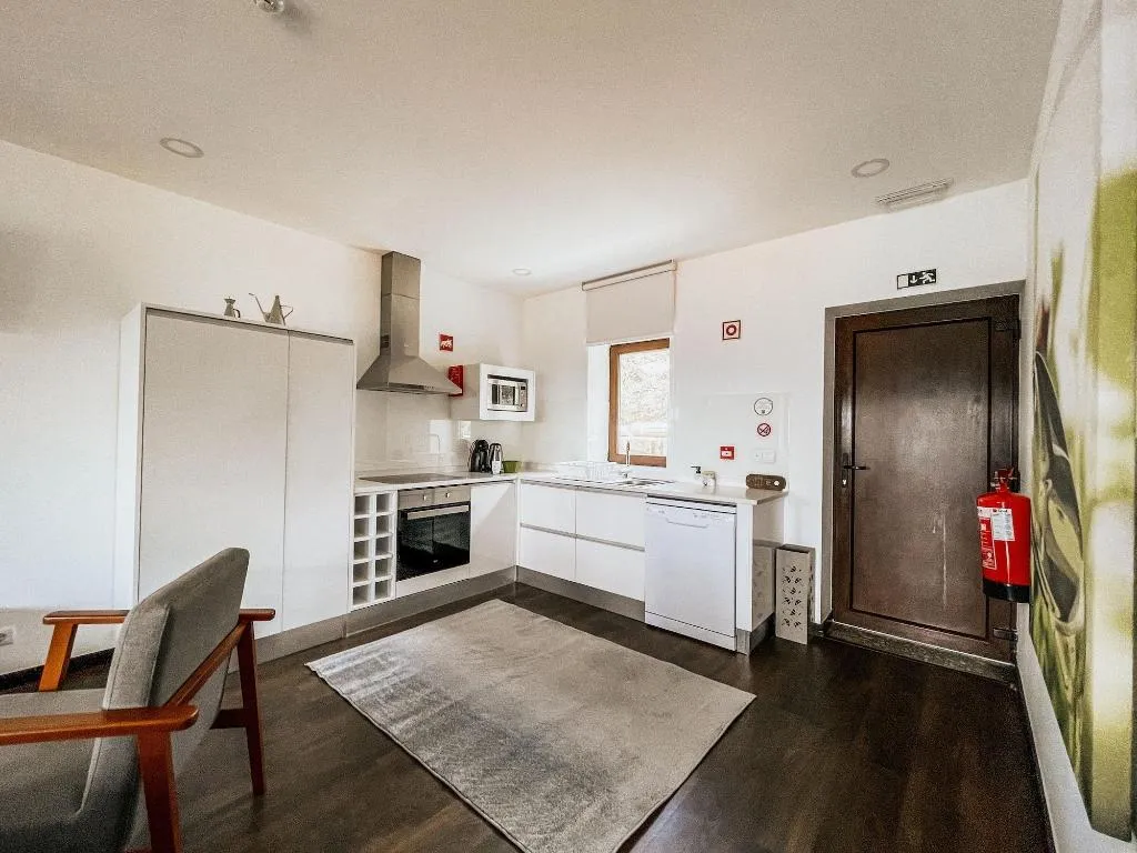 Room, Pousadela Village, Porto