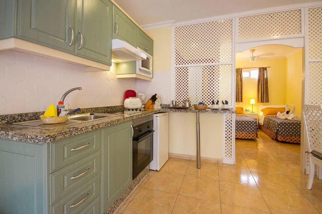 Room, Los Claveles, Tenerife