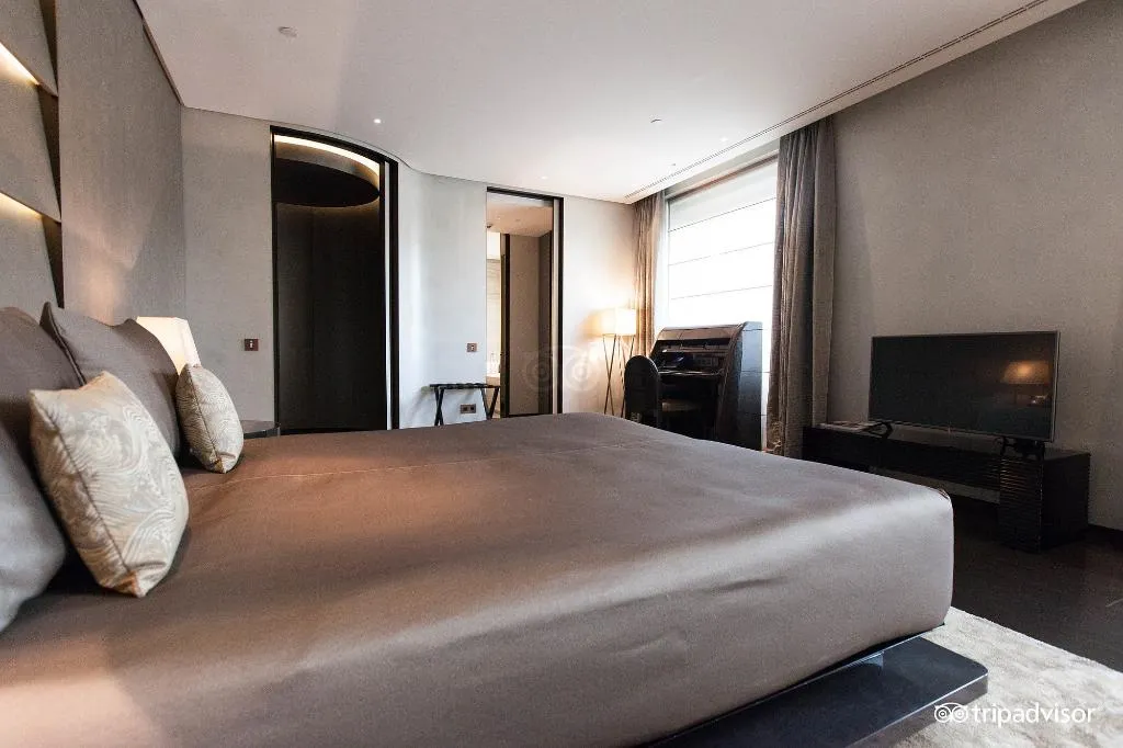 DOUBLE PREMIER Room, Armani Hotel Milano, Milan