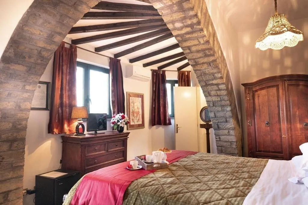 Room, Parco Delle Nazioni, Rome