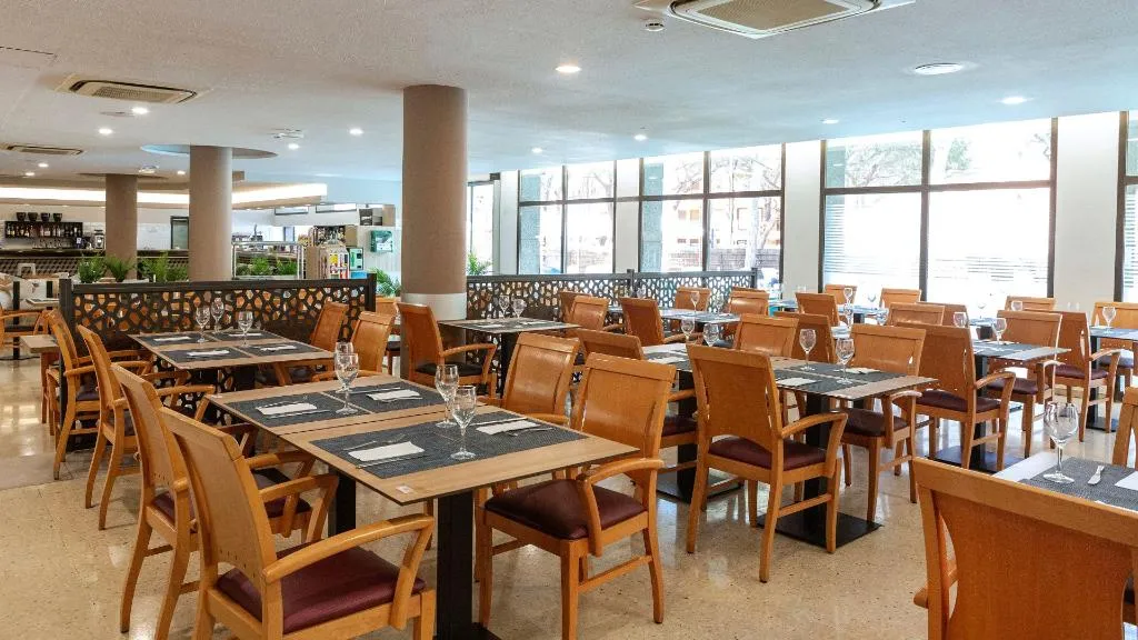 Restaurant, Medplaya Monterrey, Costa Brava