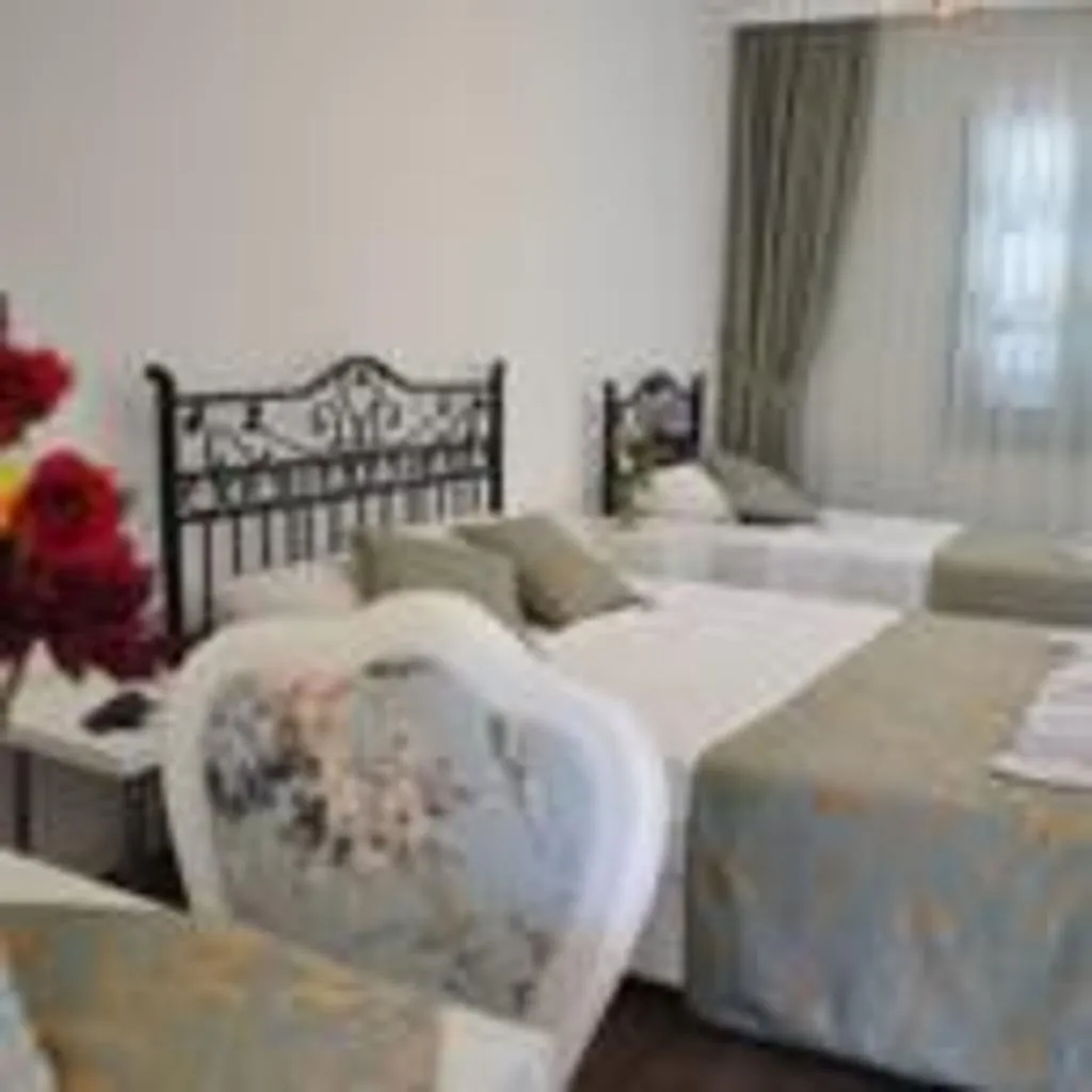 TRIPLE TWO BEDS Room, Alacati Sorf Hotel, Izmir
