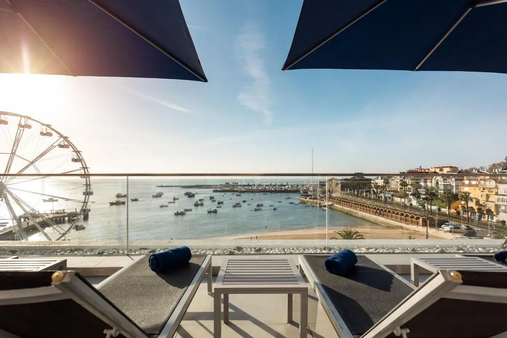 Terrace, Hotel Baía, Lisbon