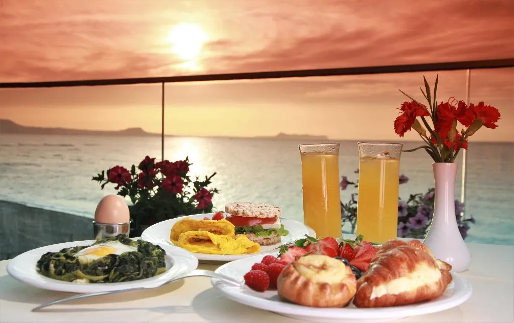 Terrace, Dedalos Beach Hotel, Crete