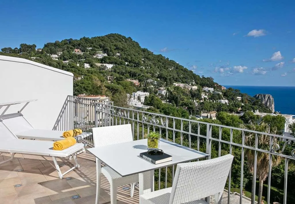 Room, Hotel Syrene Capri, Naples