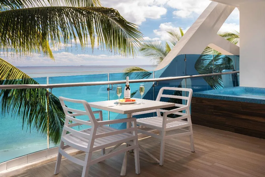 SUITE GRAND Room, The Carmen Hotel - Ocean Front, Playa Del Carmen