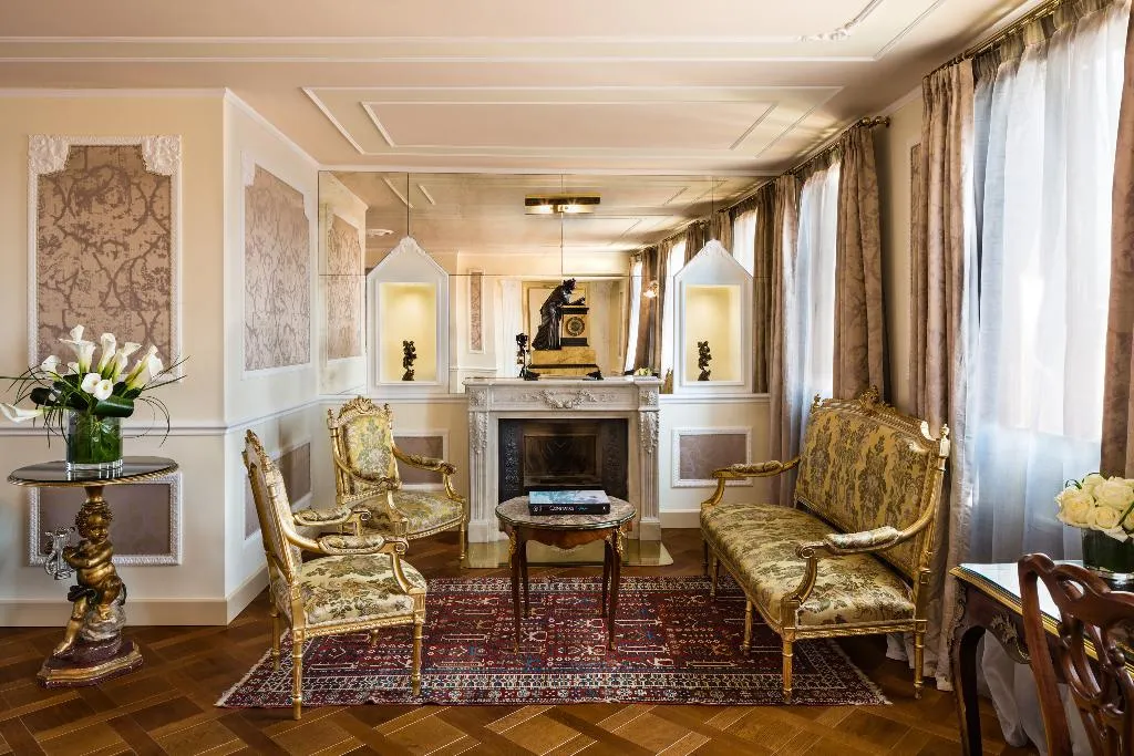 SUITE WITH TERRACE Room, Baglioni Hotel Luna, Venice