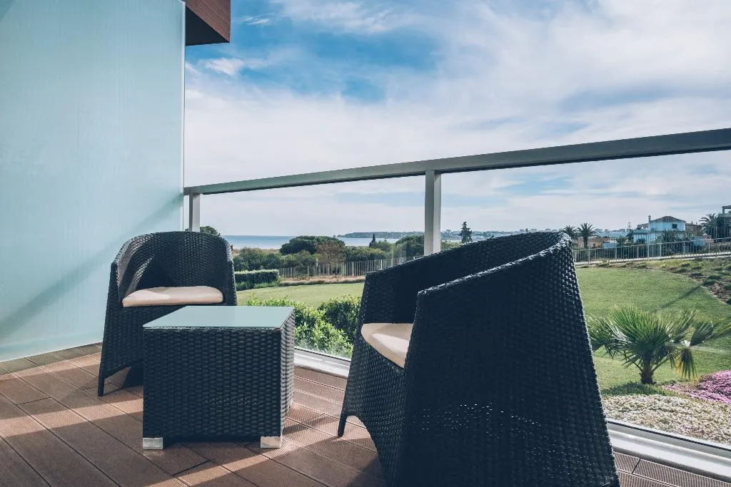 DOUBLE SINGLE USE GARDEN VIEW Room, Iberostar Selection Lagos Algarve, Algarve