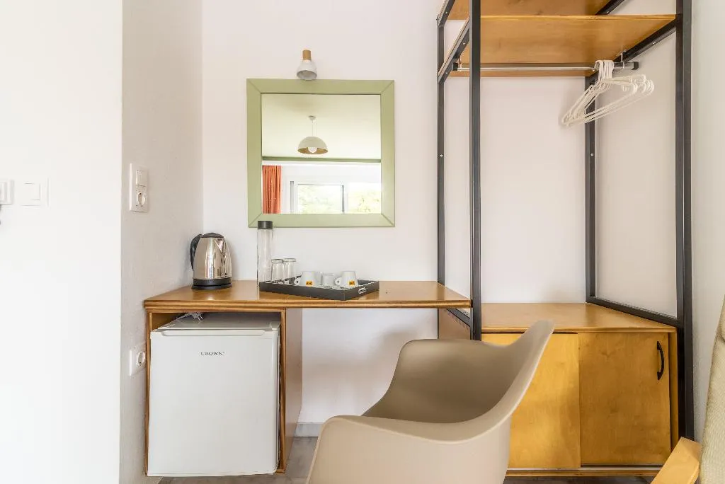 DOUBLE ONE BEDROOM ONE BATHROOM Room, Prince Of Lillies, Crete
