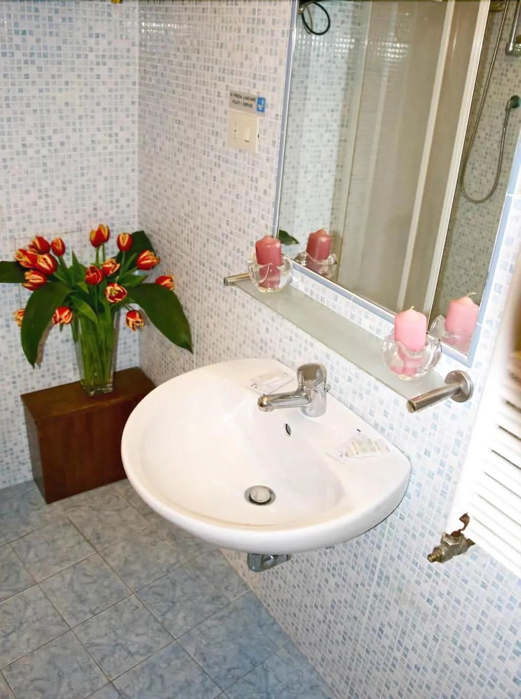 Room, B&B Desiderio di Roma, Naples