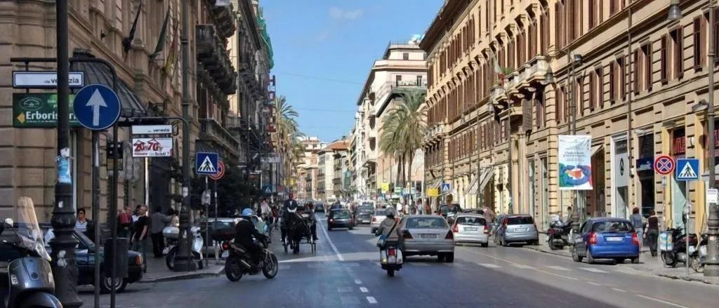 General view, B&B White, Palermo