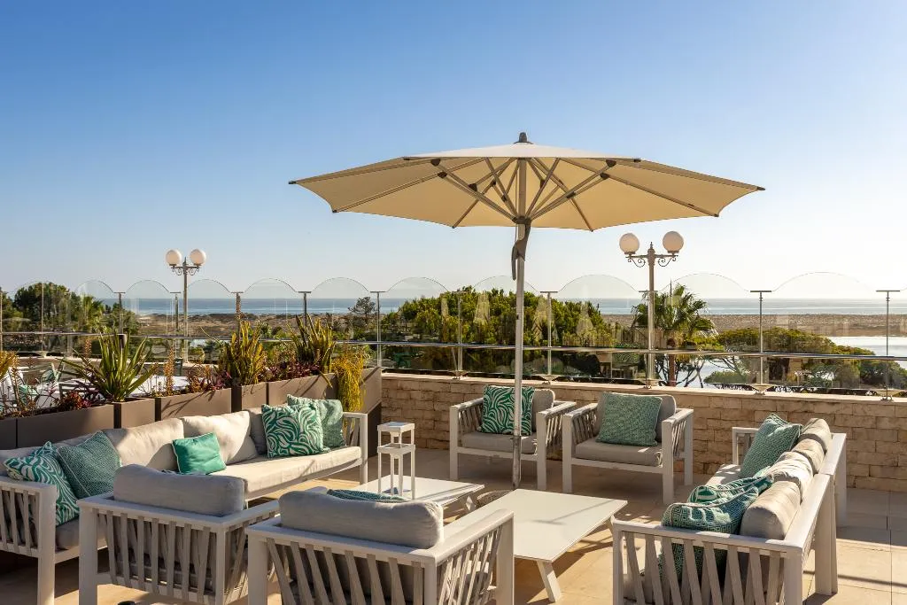 Terrace, Hotel Quinta do Lago, Algarve