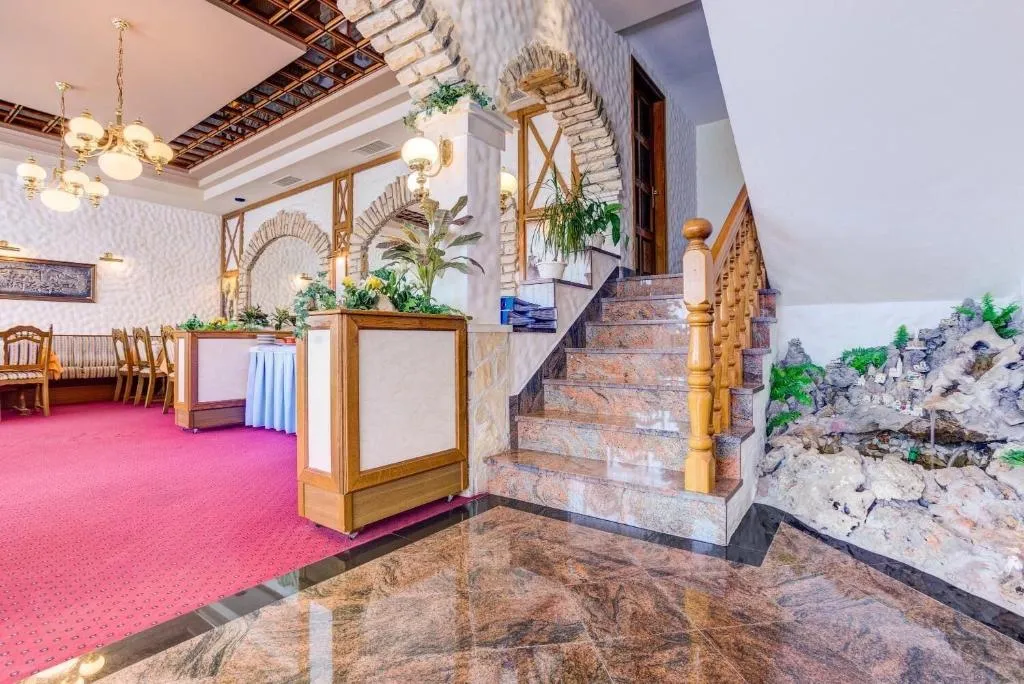 Lobby, Bed & Breakfast Senator, Split