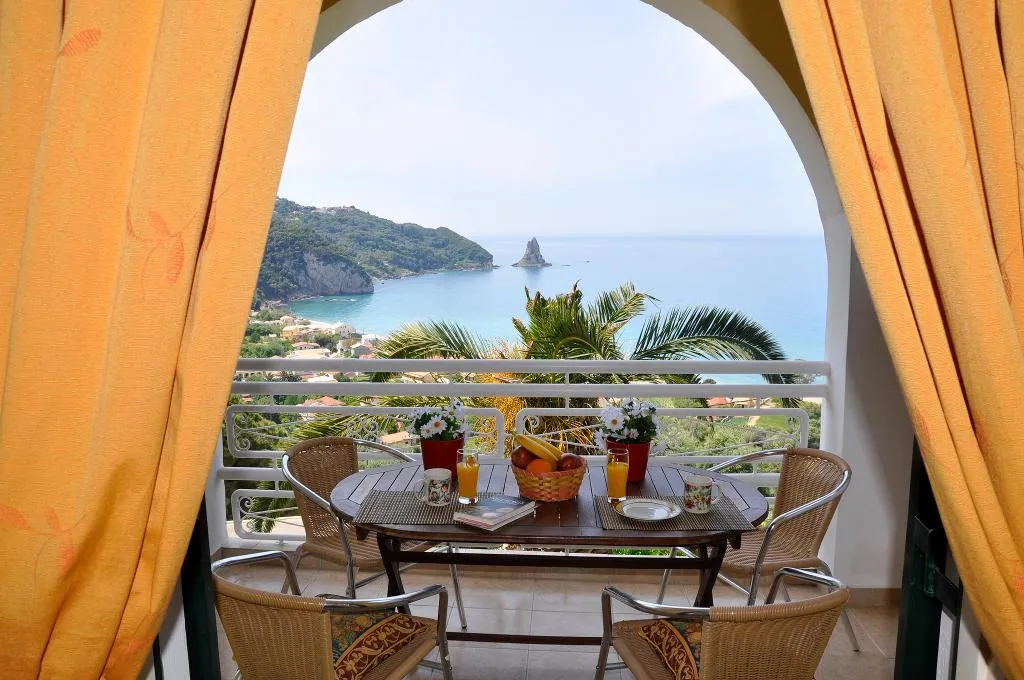 APARTMENT TWO BEDROOMS Room, Mazis Apartments, Corfu