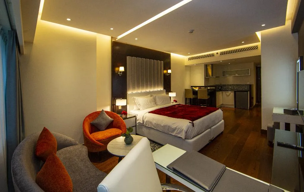 Double or Twin DELUXE Room, Number One Tower Suites, Dubai
