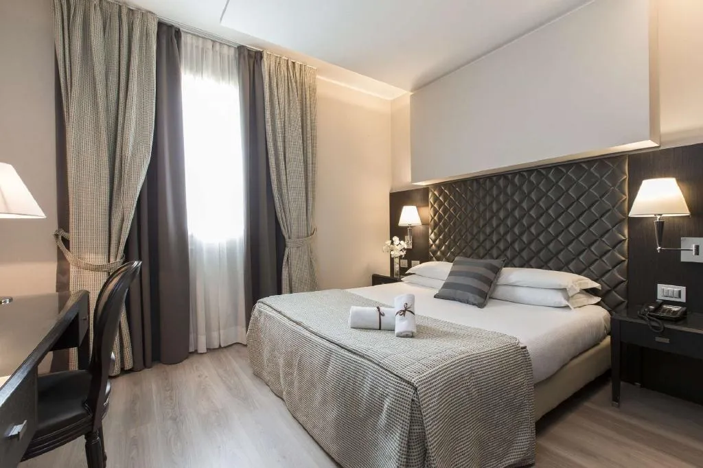 DOUBLE DELUXE Room, Just Hotel Lomazzo Fiera, Milan