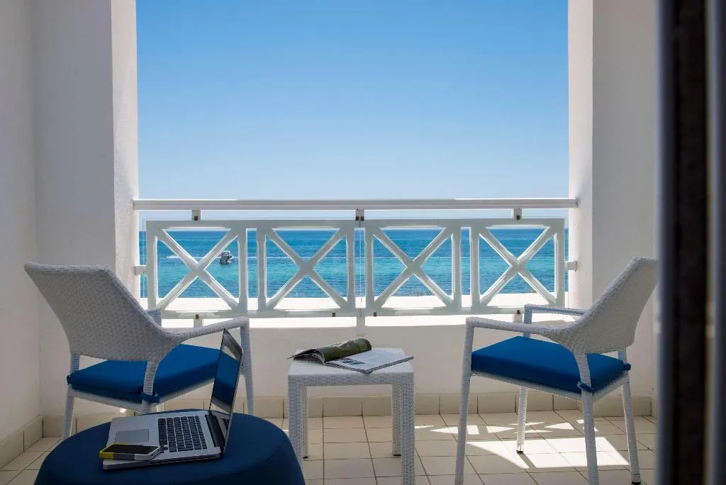 Room, Radisson Blu Resort & Thalasso Hammamet, Tunisia