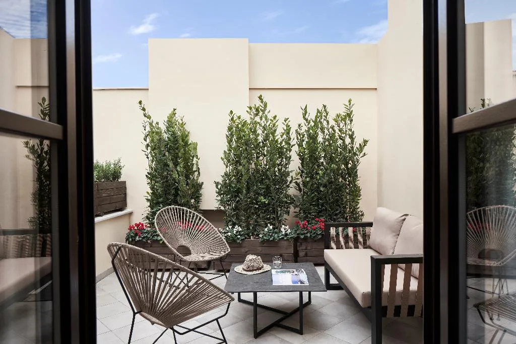 SUITE STANDARD Room, NLH Monastiraki, Athens