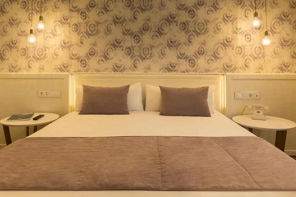 Double or Twin STANDARD Room, Icon Bcn, Barcelona