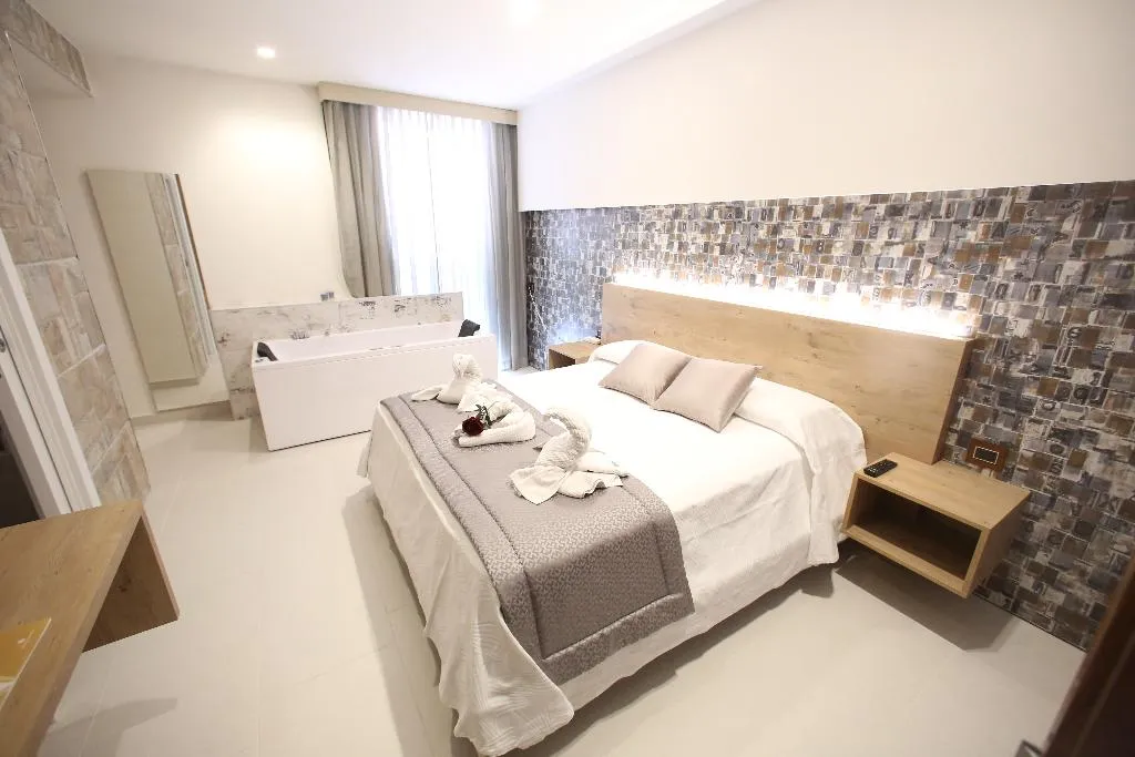 DOUBLE DELUXE Room, Relais Piazza del Plebiscito, Naples
