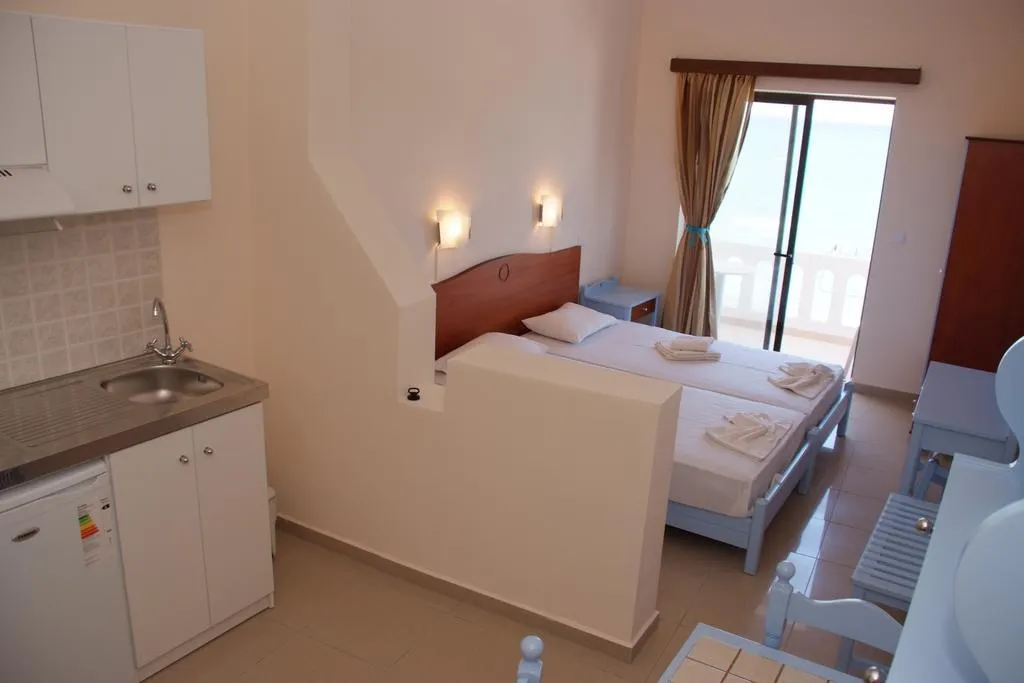 STUDIO POOL VIEW Room, Mandy Suites, Crete