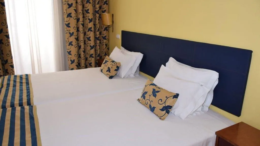 Room, Residencial Flor da Baixa, Lisbon