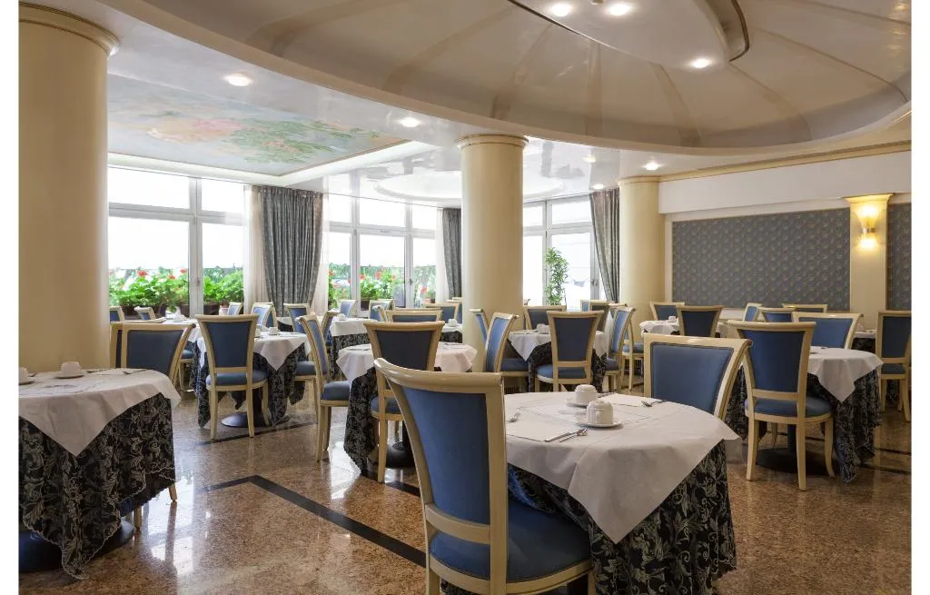 Restaurant, Hotel The Originals Venise Sud Bristol Chioggia, Venice