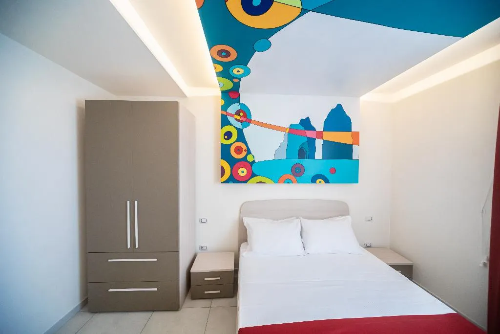 DOUBLE DELUXE Room, Happyrooms, Naples
