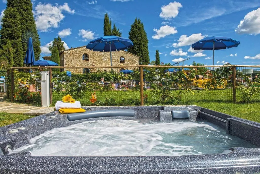 Sports and Entertainment, Belvedere Di San Leonino, Florence