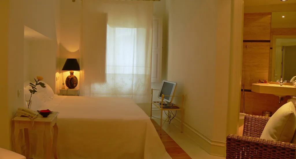 Double or Twin DELUXE Room, Tarthesh Hotel, Cagliari
