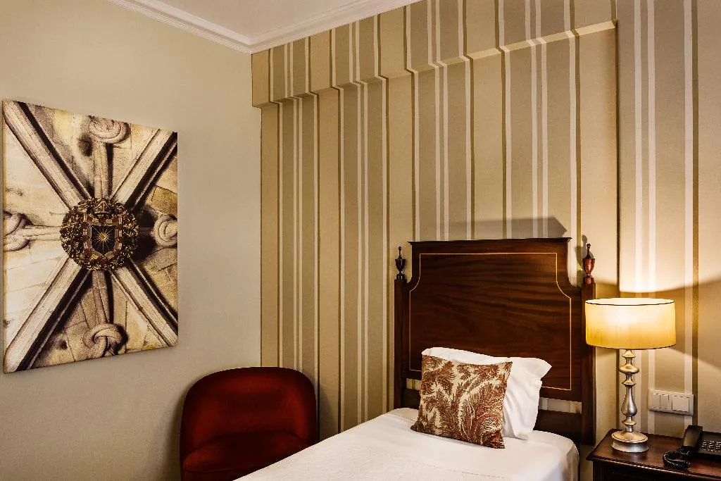 TWIN STANDARD Room, Grão Vasco - Historic Hotel and SPA, Porto