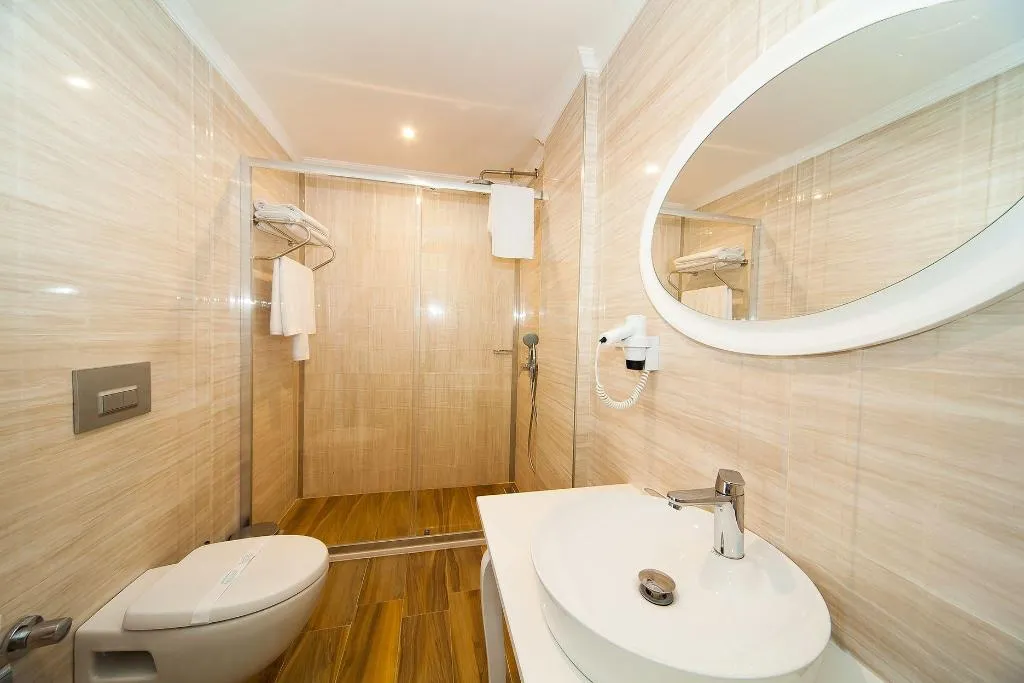 FAMILY ROOM BUSINESS Room, As Hotel Cesme, Izmir
