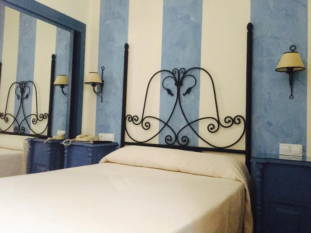 DOUBLE SINGLE USE RIVER VIEW Room, Crisol Chiclana, Costa De La Luz
